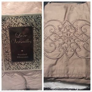 Luxe Versailles Rivoli 2 Standard Pillowcases